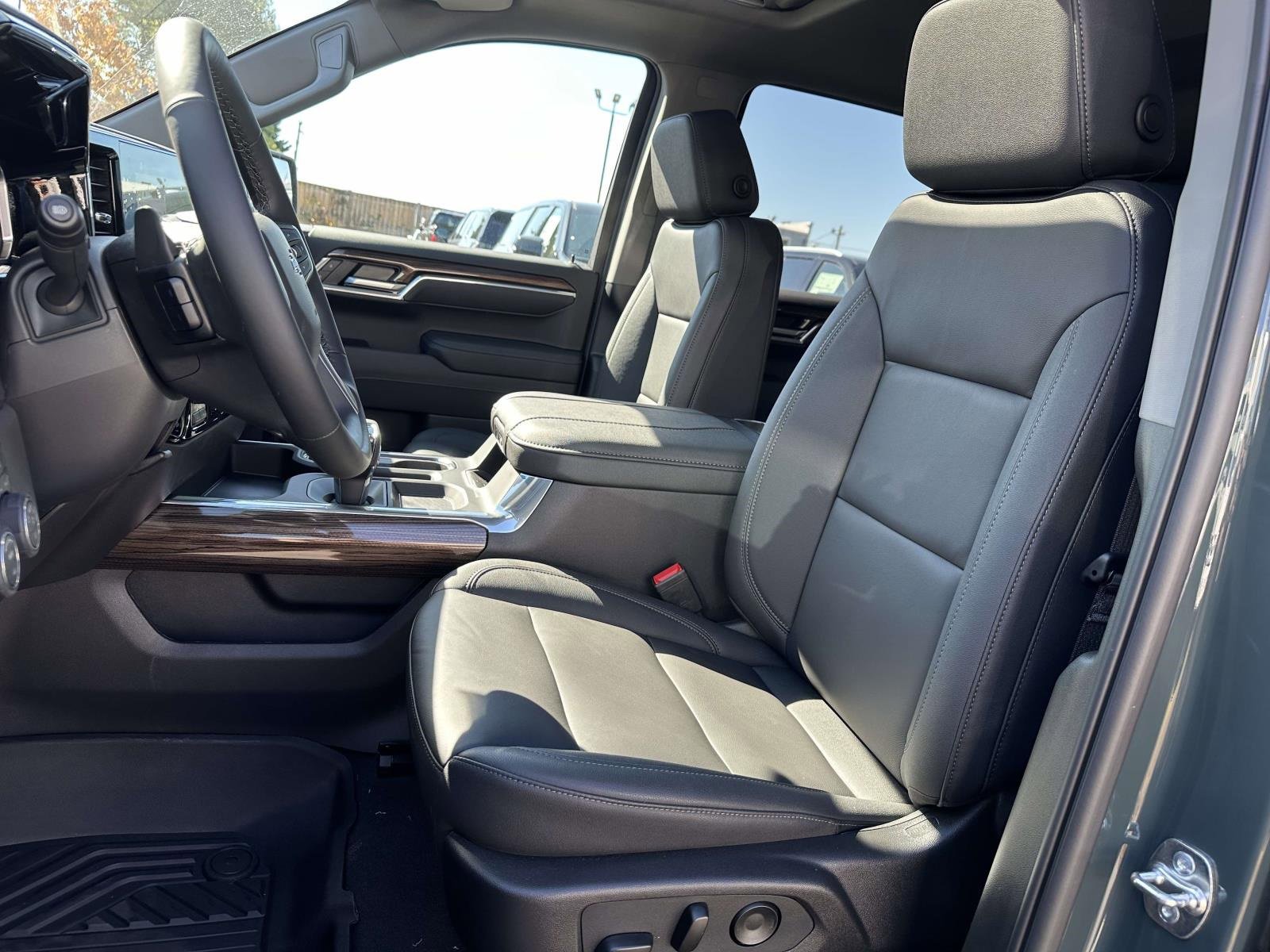 New 2026 Chevrolet Silverado 1500 LT Trail Boss w/ Convenience Package II image 21