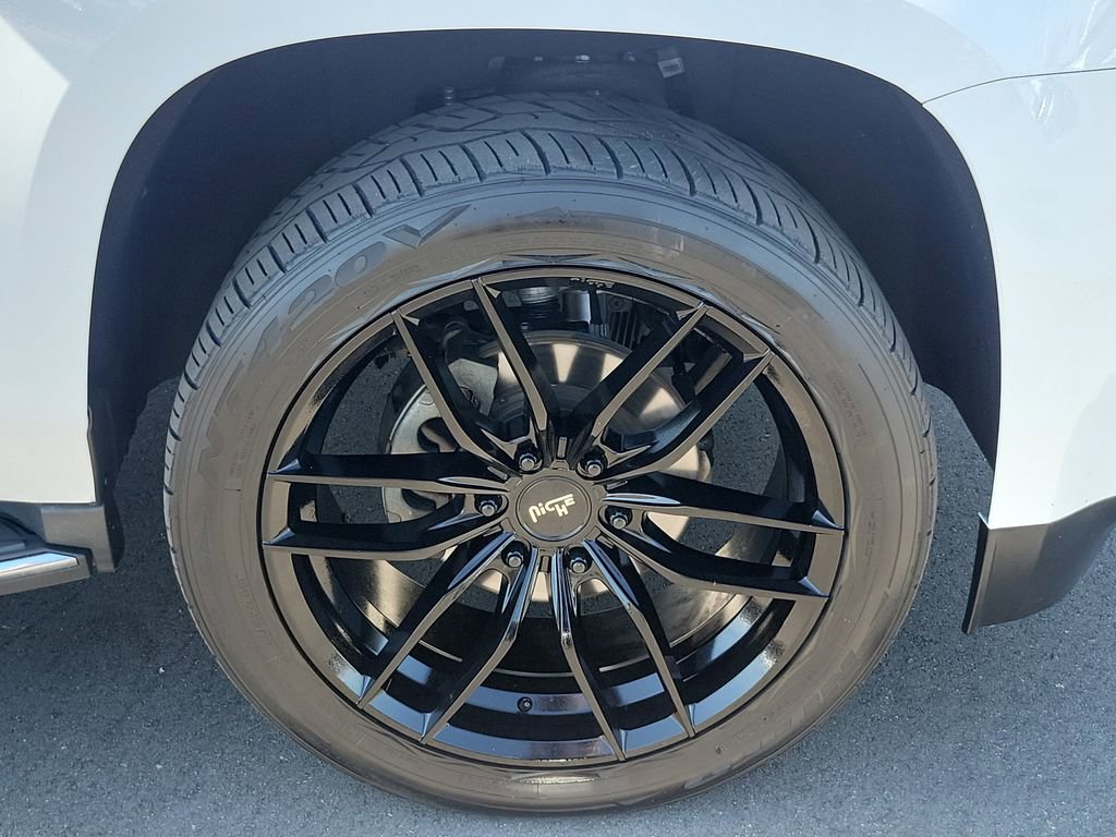 Used 2016 GMC Yukon SLT image 36