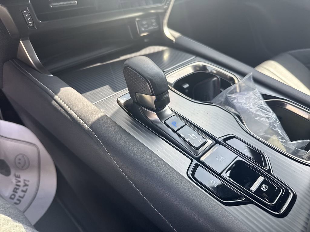 Used 2023 Lexus RX 500h F Sport image 23