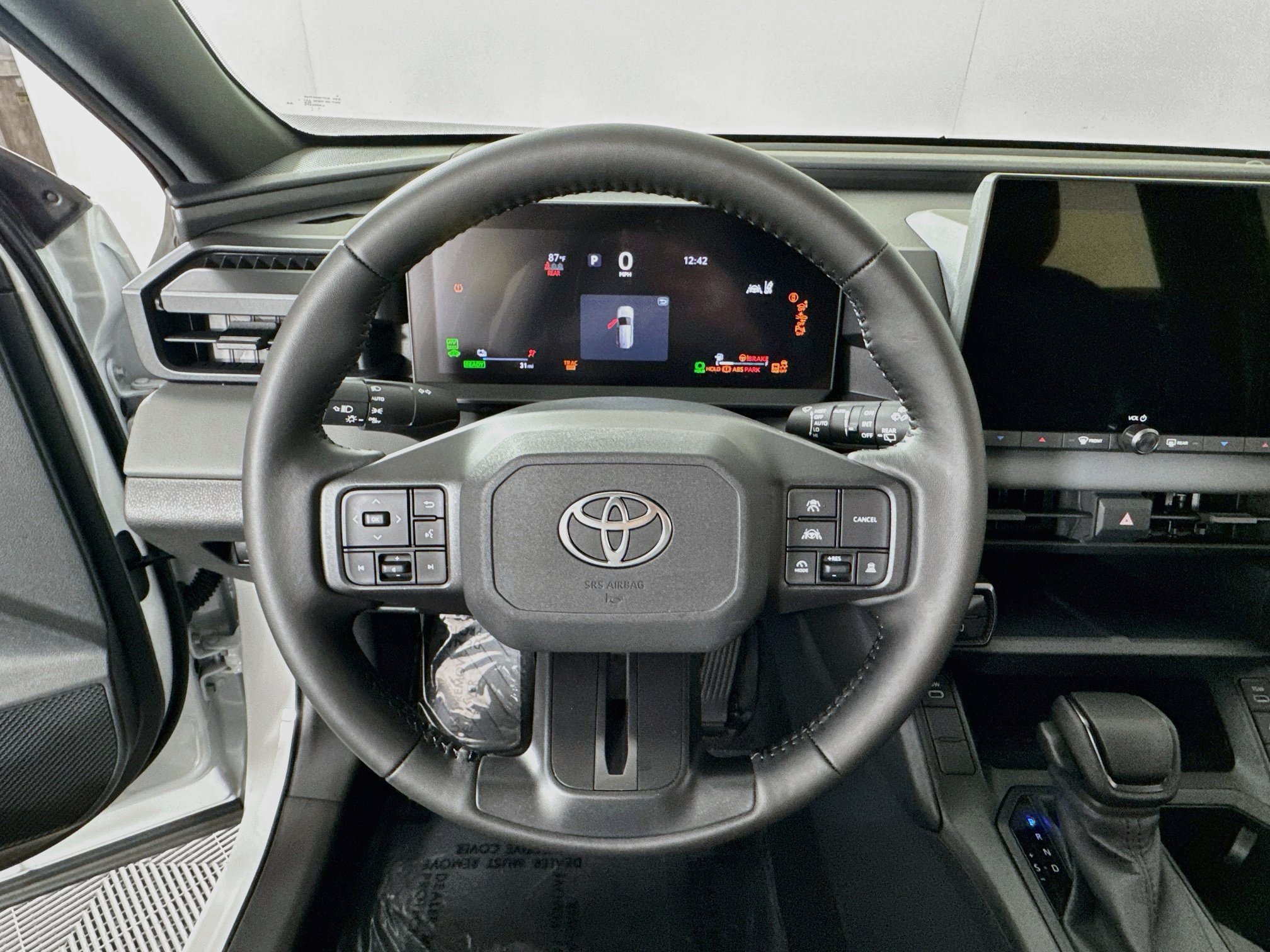Certified 2026 Toyota RAV4 SE w/ Convenience Package AWD/4WD image 13