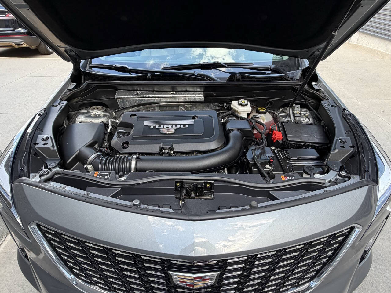 Used 2023 Cadillac XT4 Premium Luxury AWD/4WD image 13