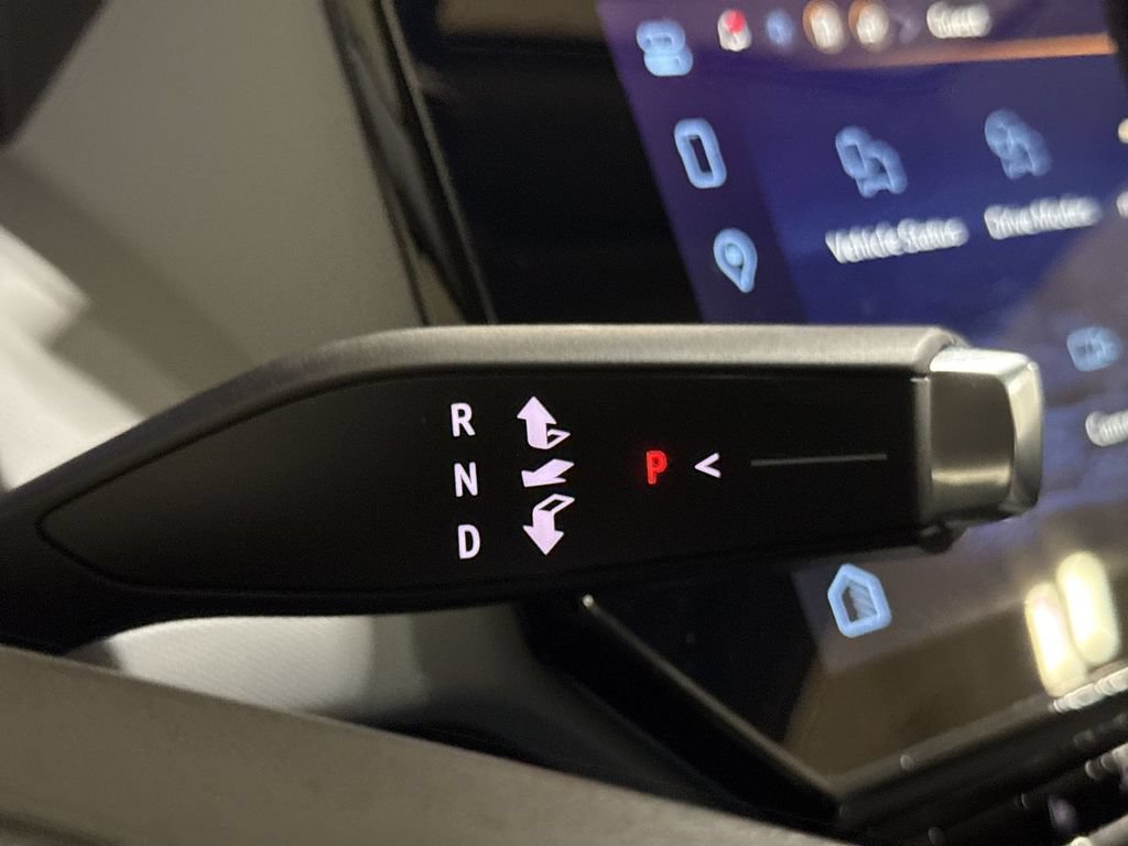 New 2027 Chevrolet Bolt LT w/ Comfort Package FWD image 18