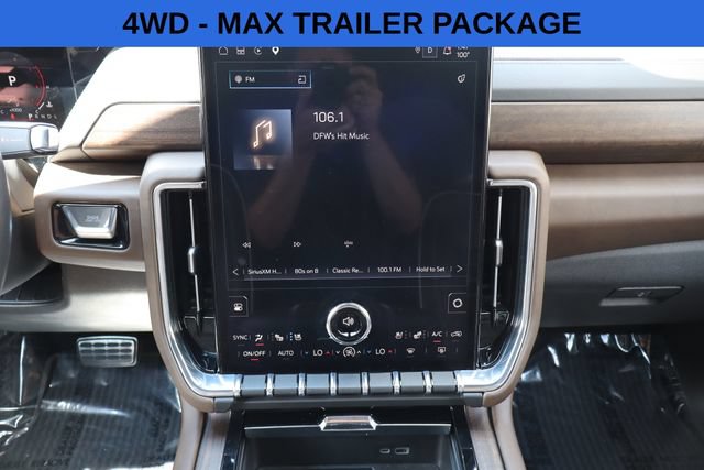Used 2025 GMC Yukon Denali Ultimate AWD/4WD image 15