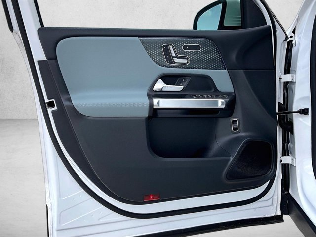 New 2026 Mercedes-Benz GLB 250 image 26