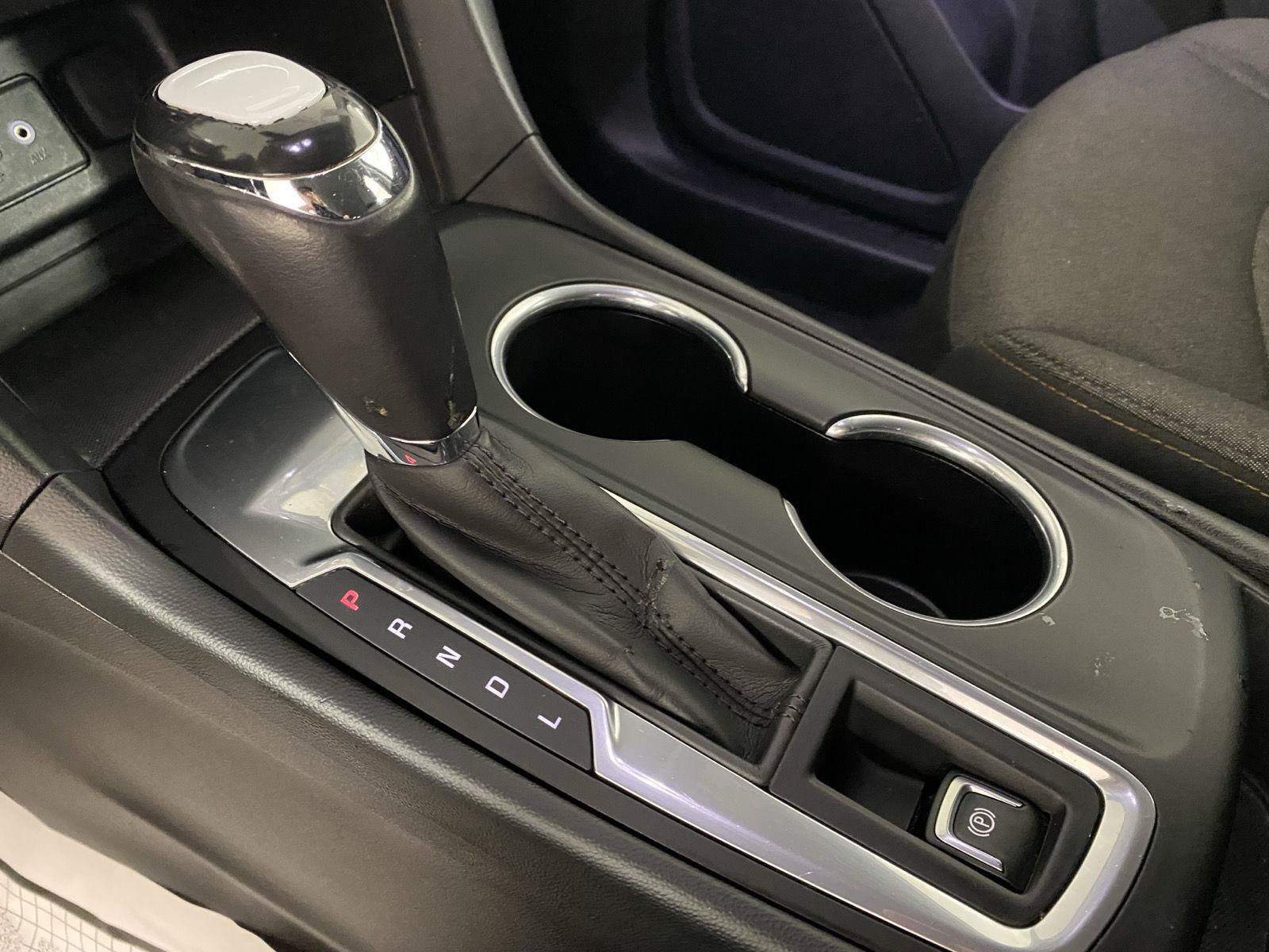 Used 2019 Chevrolet Equinox LT FWD image 14