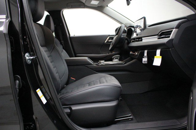 New 2026 Mitsubishi Outlander SE AWD/4WD image 18