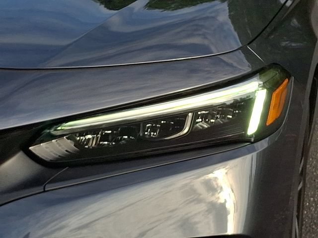 Used 2023 Honda Civic LX image 9