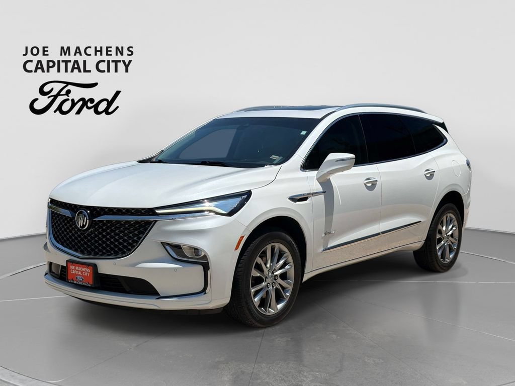 Used 2024 Buick Enclave Avenir FWD image 9