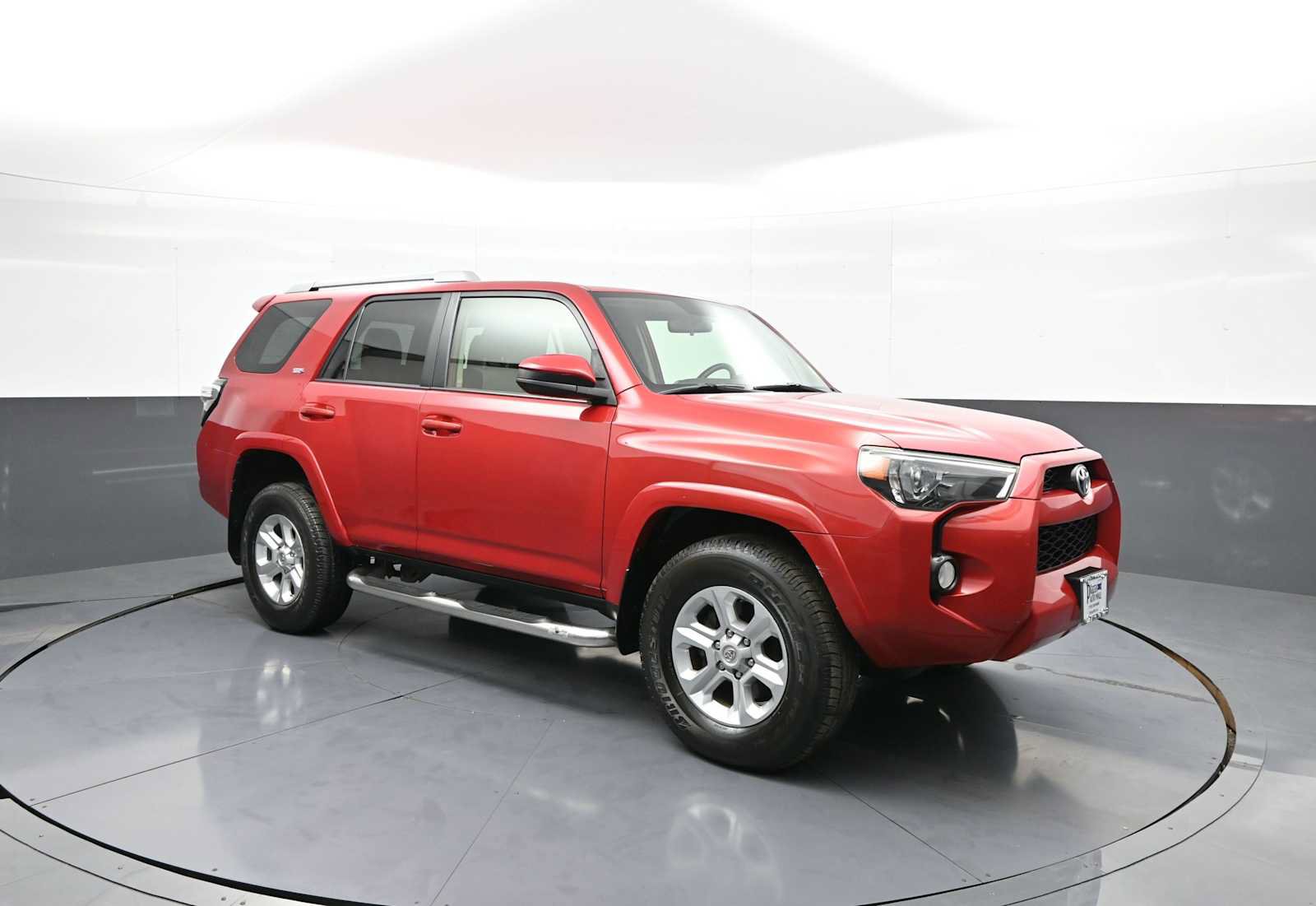 Used 2016 Toyota 4Runner SR5 AWD/4WD image 4