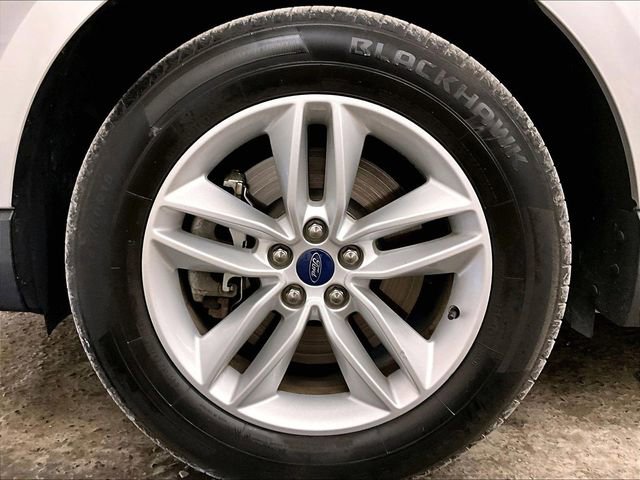 Used 2015 Ford Edge SEL w/ Equipment Group 201A AWD/4WD image 8