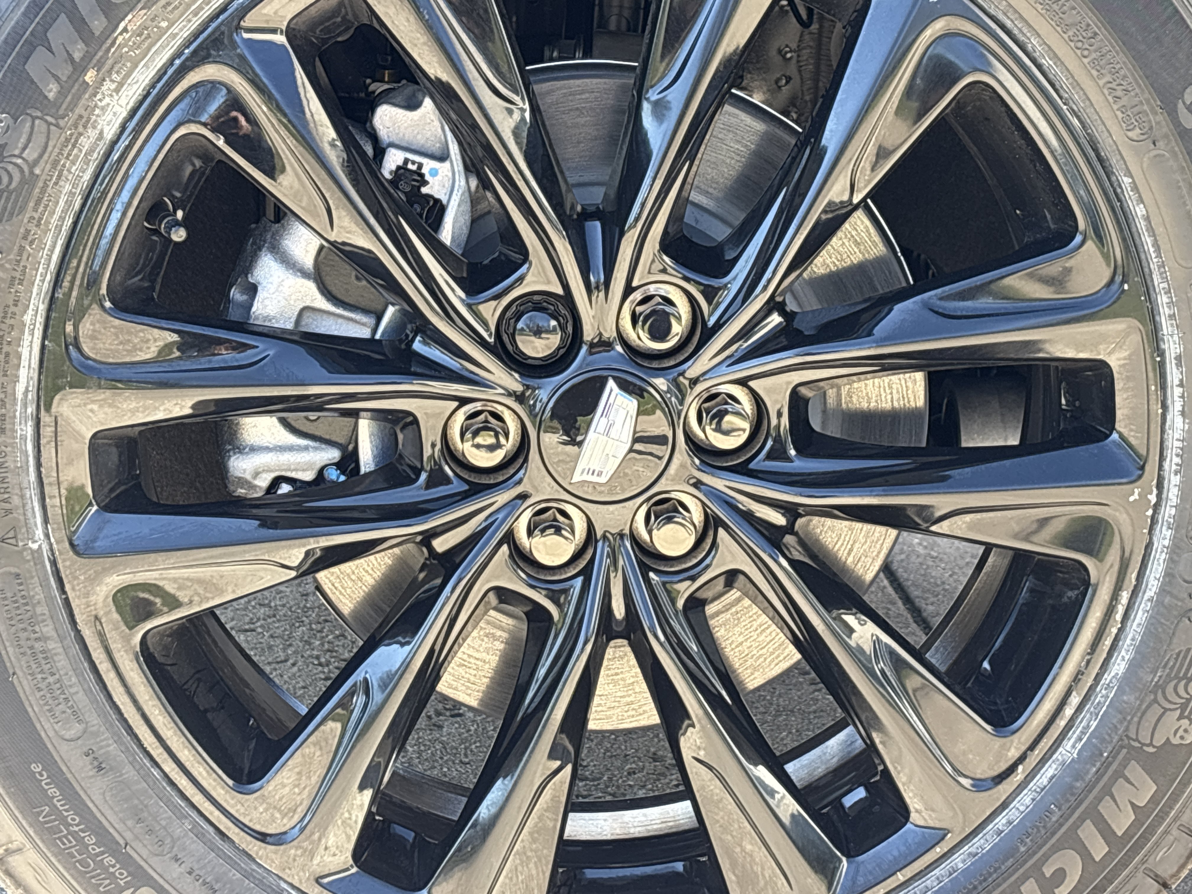New 2026 Cadillac XT5 Premium Luxury w/ LPO, ONYX Package AWD/4WD image 18