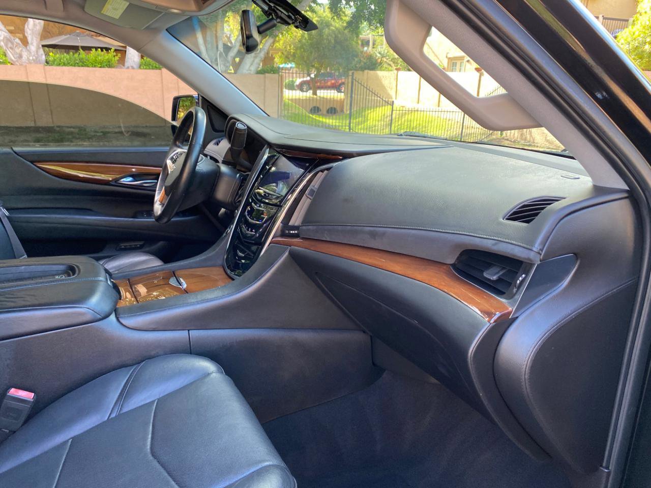 Used 2016 Cadillac Escalade 4WD image 62