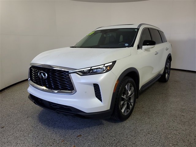 Used 2023 INFINITI QX60 Luxe w/ Cargo Package image 2