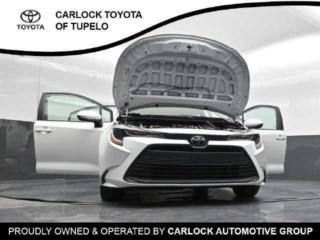 Used 2026 Toyota Corolla LE FWD image 55