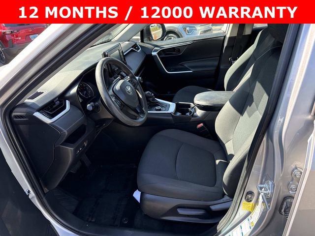 Used 2021 Toyota RAV4 LE AWD/4WD image 14