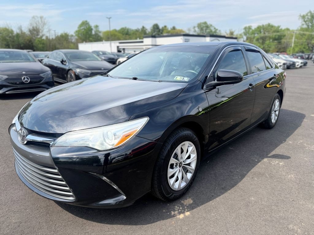 Used 2016 Toyota Camry LE FWD image 7