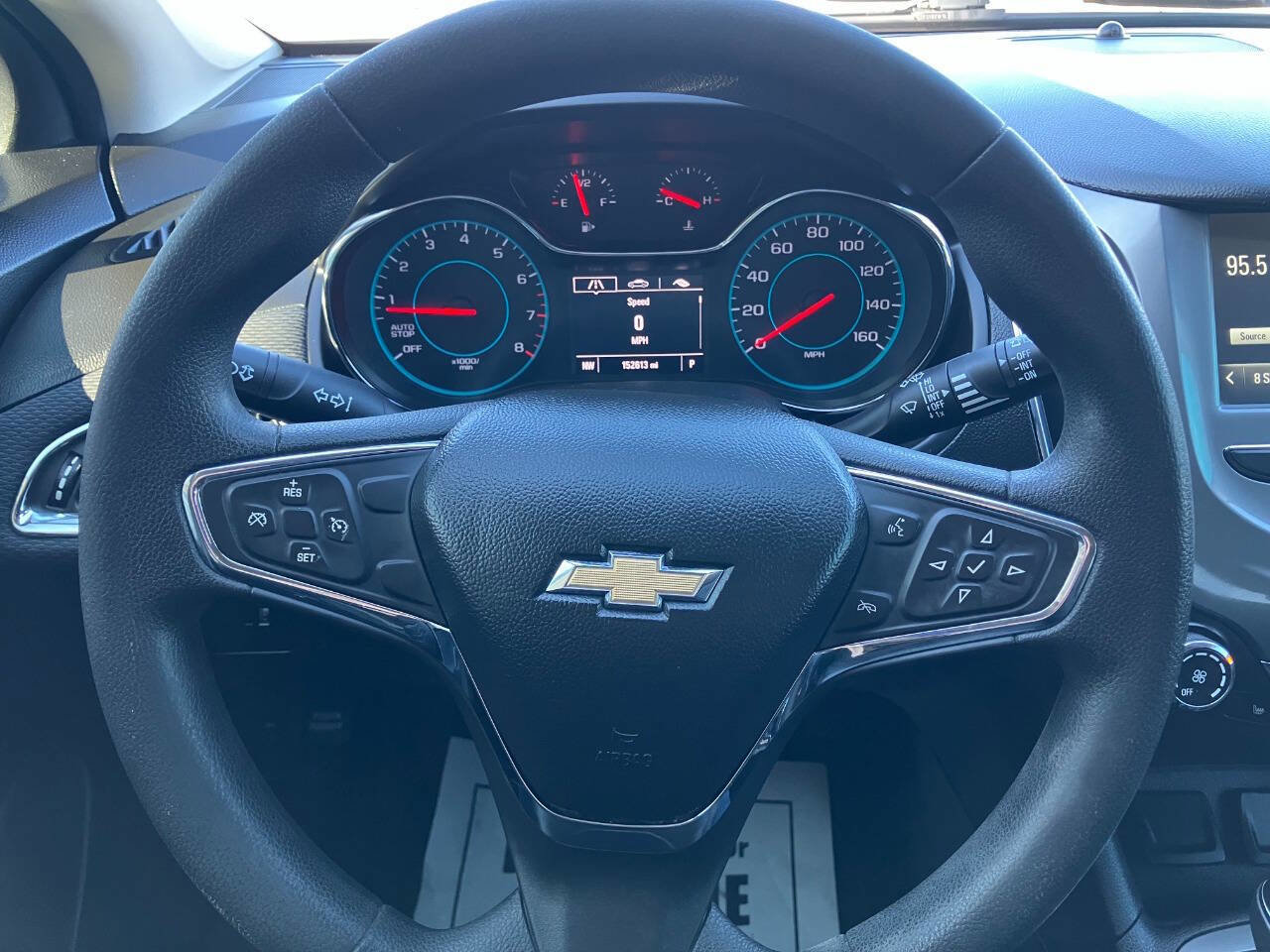 Used 2017 Chevrolet Cruze LT w/ Convenience Package FWD image 18