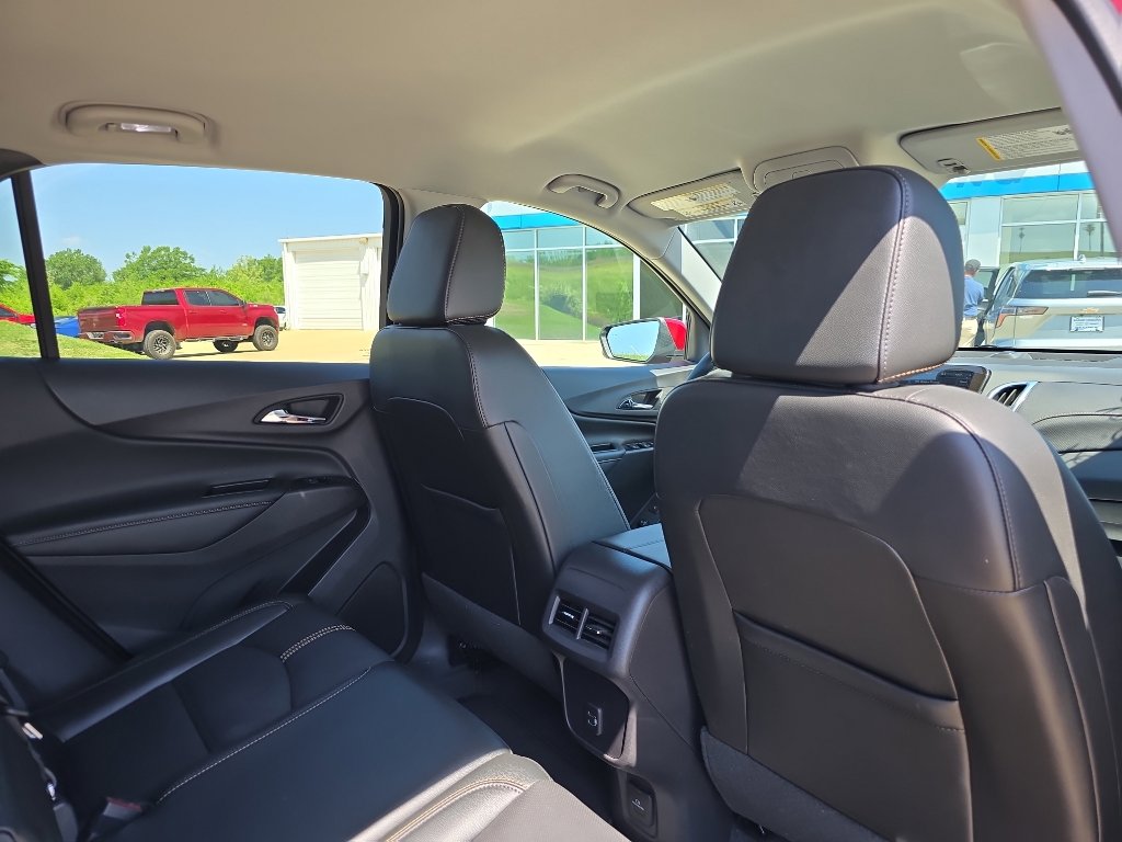 Used 2024 Chevrolet Equinox Premier FWD image 16