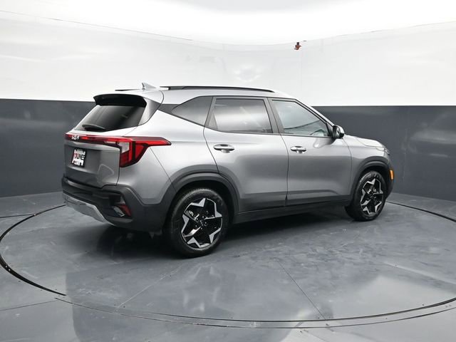 Used 2025 Kia Seltos S image 9
