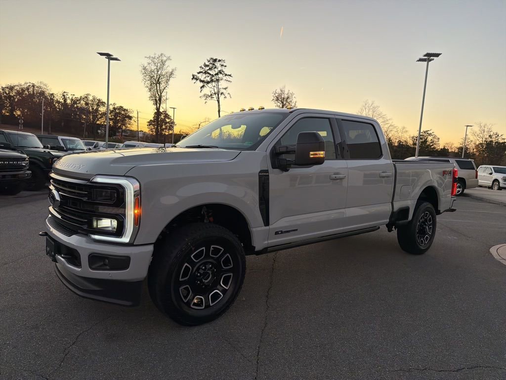 New 2026 Ford F250 Platinum w/ FX4 Off-Road Package image 8