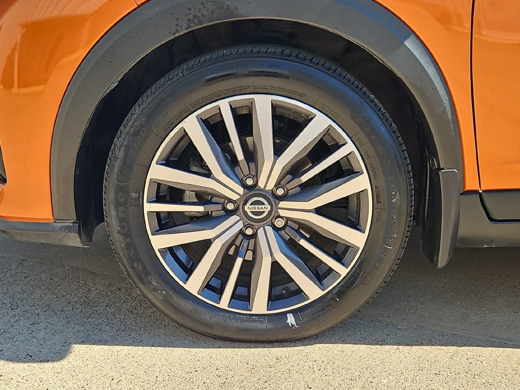 Used 2021 Nissan Kicks SV FWD image 35