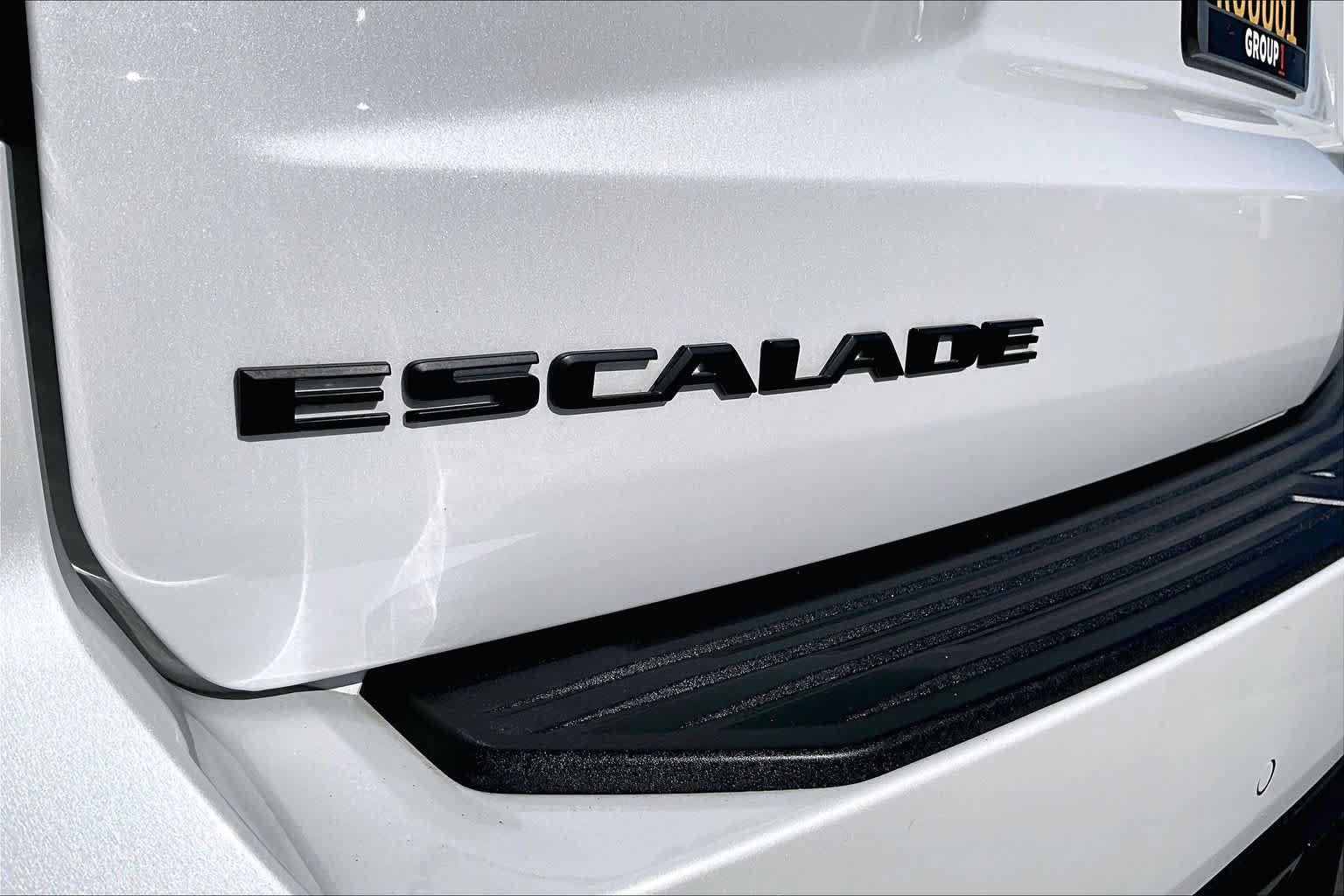 Used 2021 Cadillac Escalade Sport w/ Driver Assist Tech Package AWD/4WD image 9