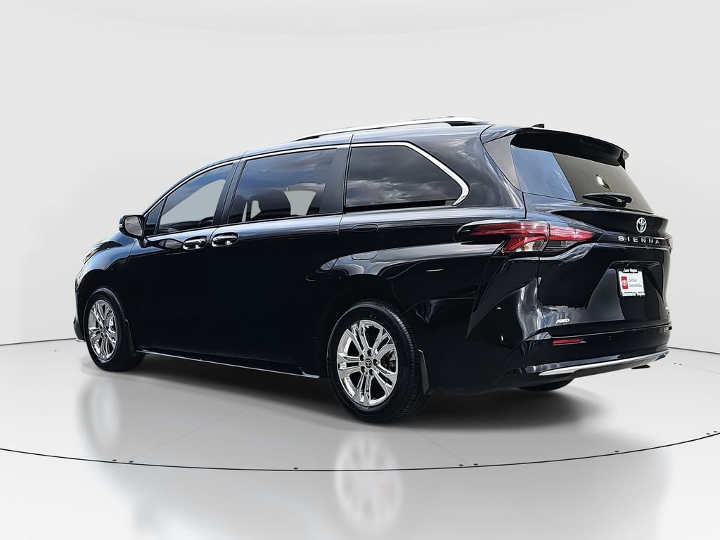 Certified 2022 Toyota Sienna Platinum image 7