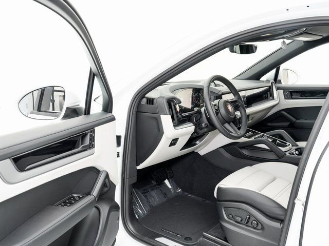 New 2026 Porsche Cayenne Coupe image 7
