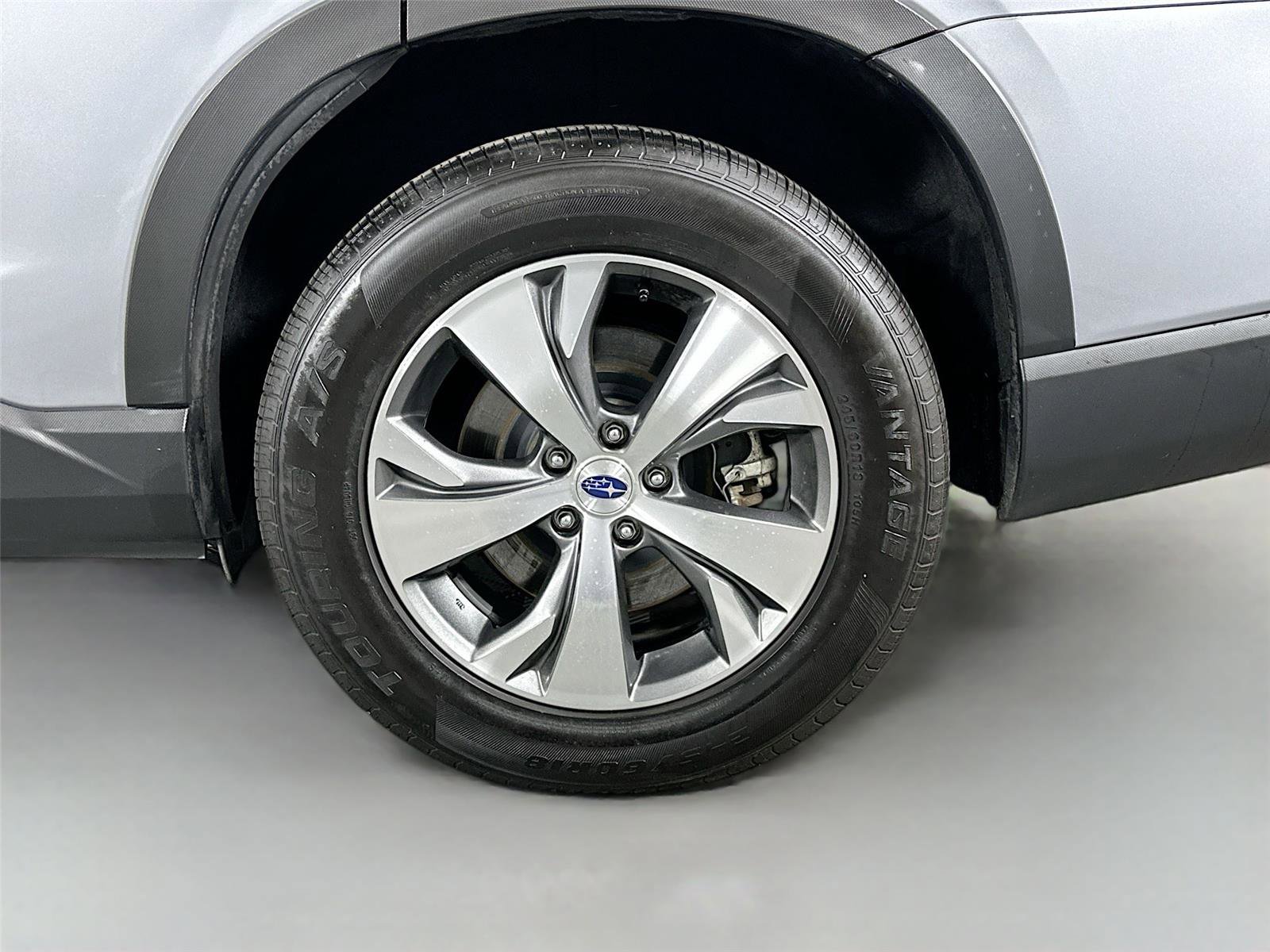 Used 2024 Subaru Ascent Premium w/ Convenience Package AWD/4WD image 31