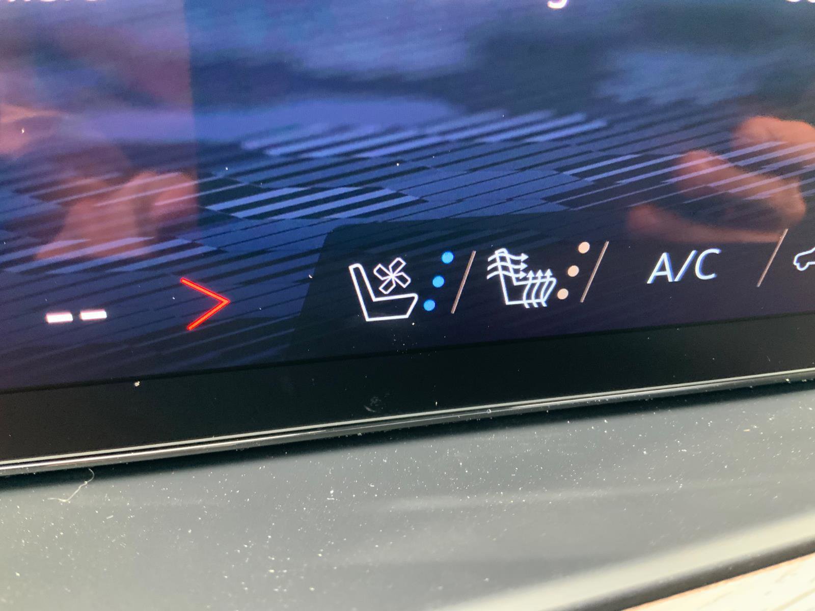 New 2026 Chevrolet Tahoe Premier w/ Sun And Tow Package AWD/4WD image 24