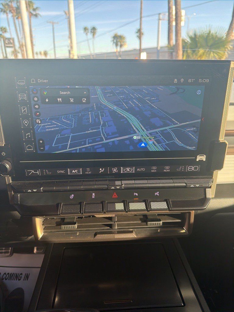 Used 2025 GMC Hummer EV 2X w/ LPO, Sport Package image 12