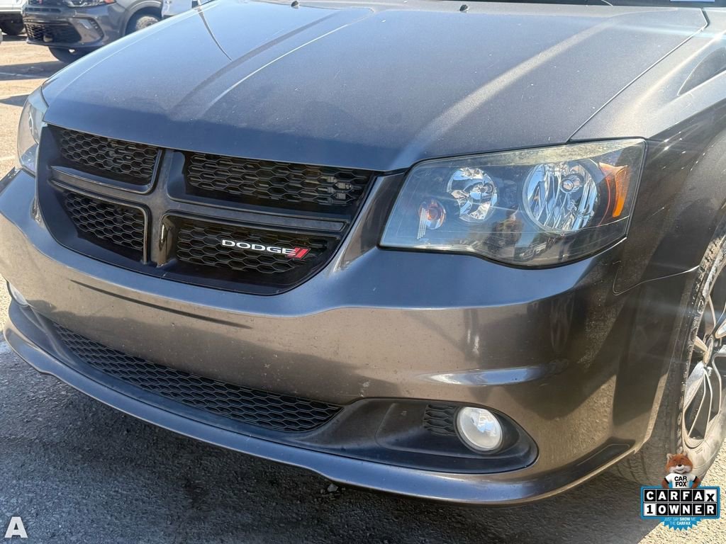 Used 2016 Dodge Grand Caravan SXT w/ UConnect Hands-Free Group image 8