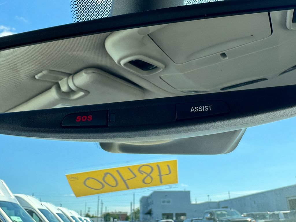 Used 2023 Chrysler Pacifica Limited FWD image 26