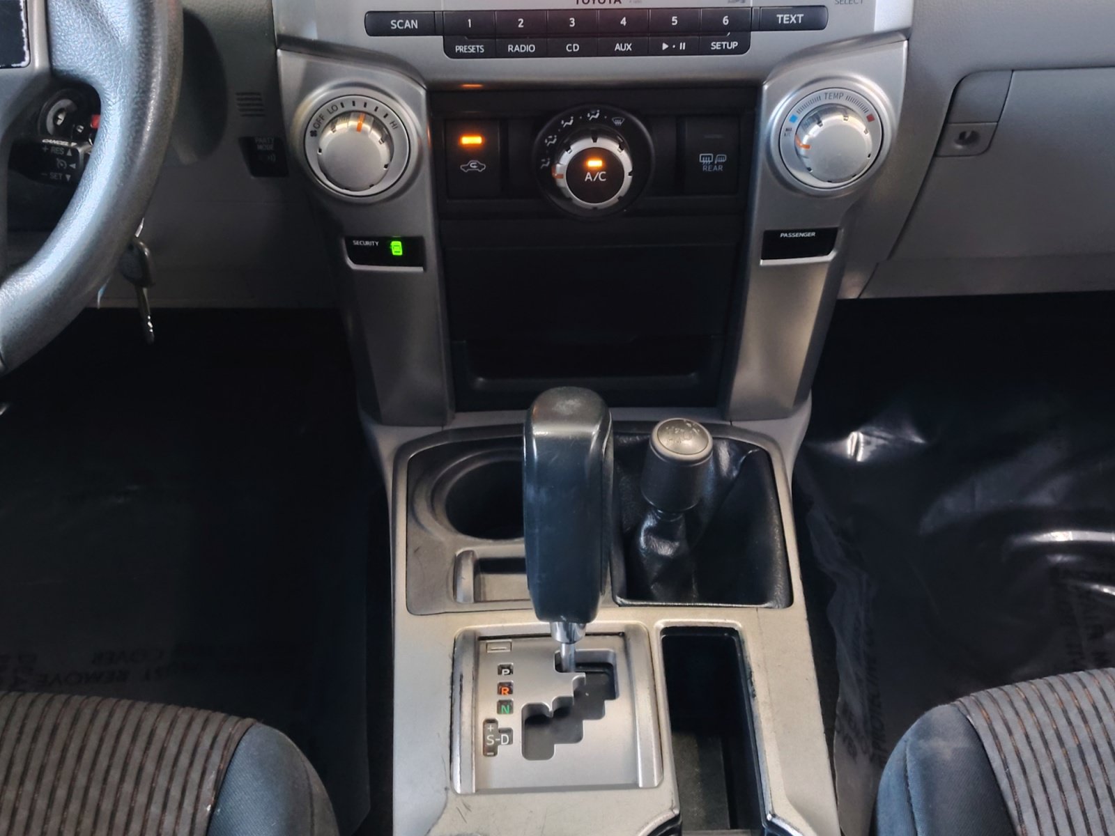 Used 2012 Toyota 4Runner SR5 AWD/4WD image 18