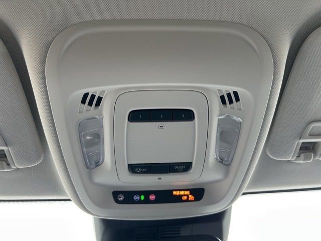 New 2025 Buick Envision Preferred image 34