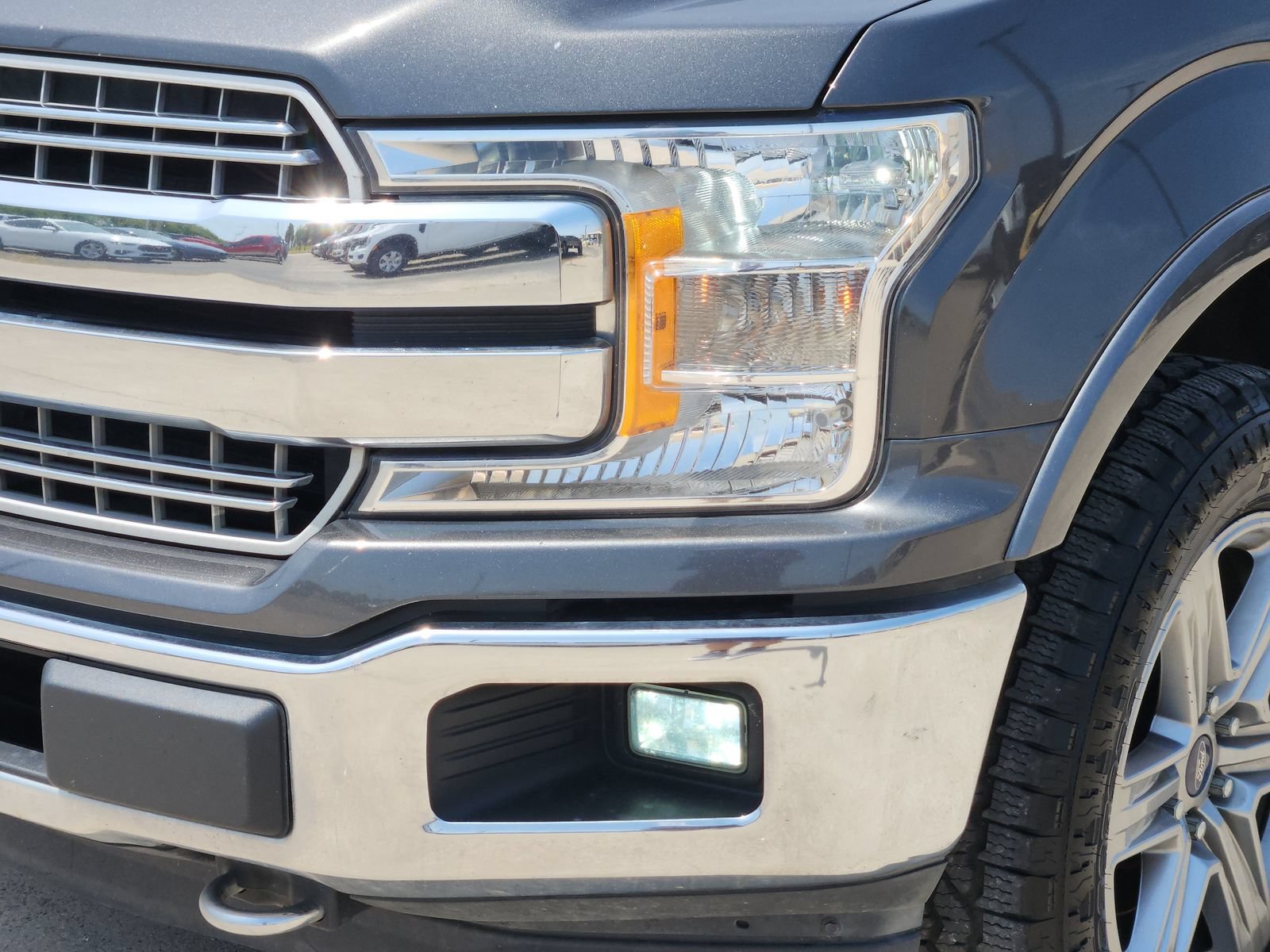 Used 2019 Ford F150 Lariat AWD/4WD image 9