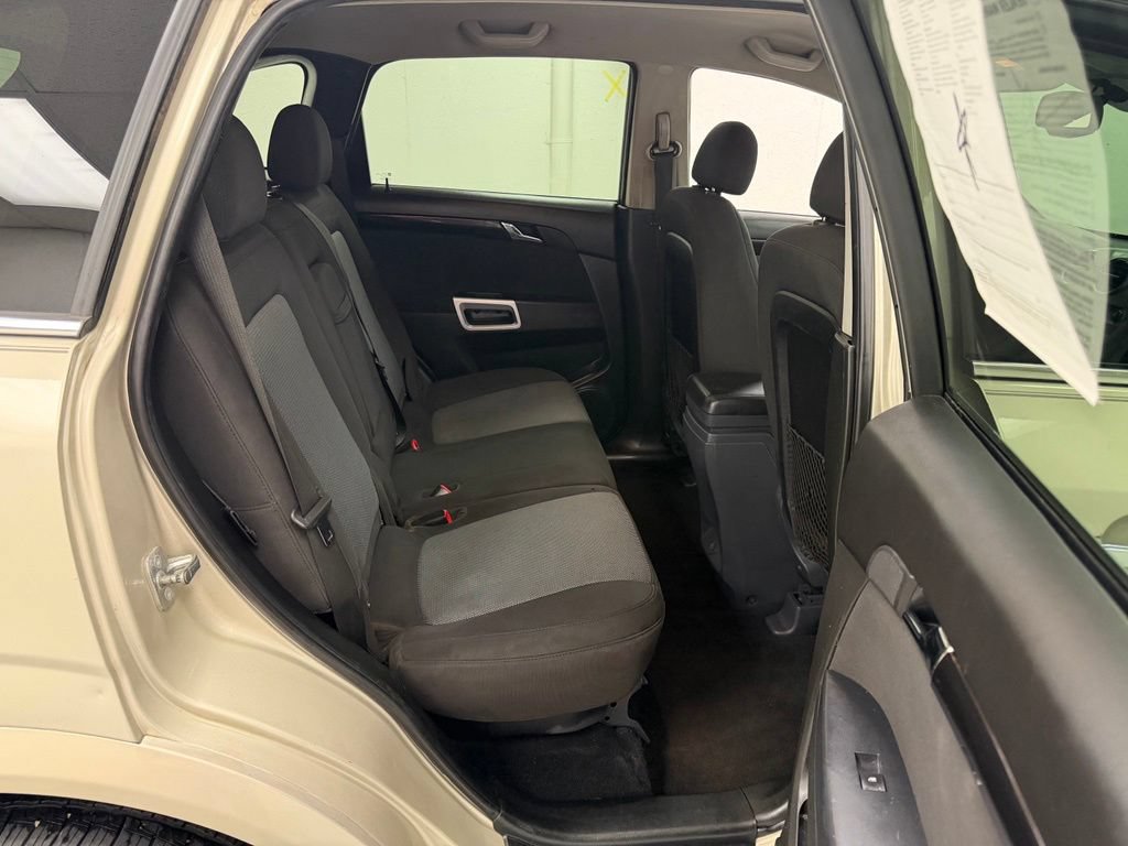 Used 2014 Chevrolet Captiva Sport LT FWD image 14