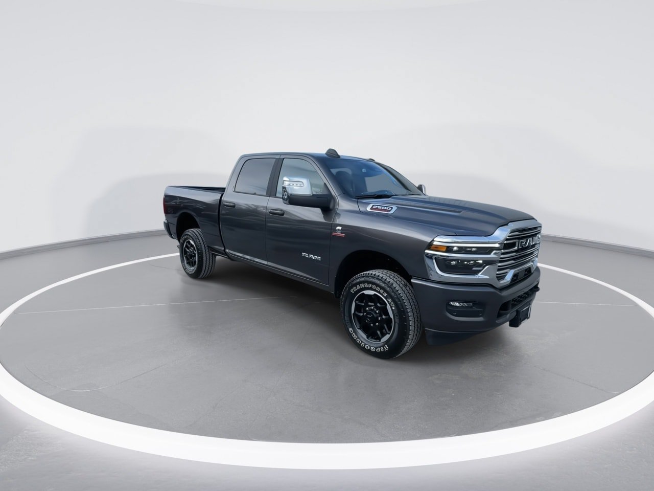 Used 2026 RAM 2500 Laramie AWD/4WD image 2