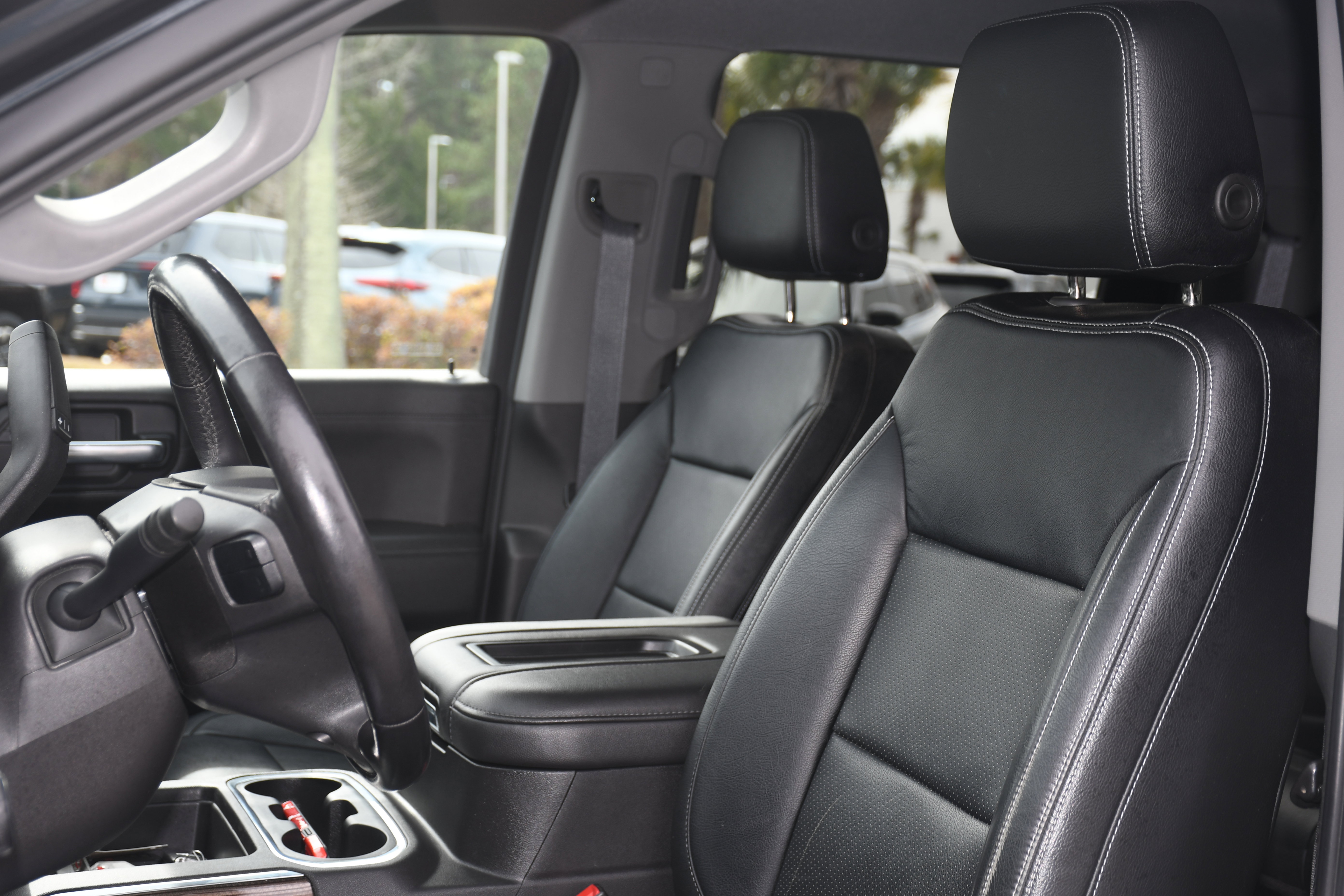 Used 2020 Chevrolet Silverado 1500 RST image 11