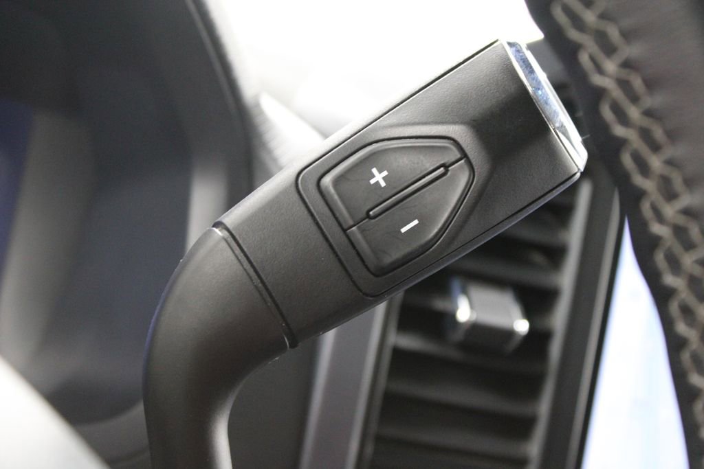 Used 2024 Ford F150 XLT w/ FX4 Off-Road Package image 27