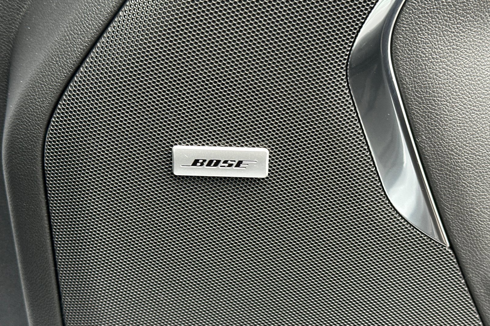 New 2026 Chevrolet Suburban Premier w/ Sun And Tow Package image 22