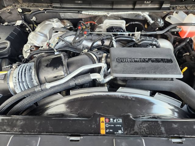 Used 2025 Chevrolet Silverado 2500 ZR2 w/ Technology Package AWD/4WD image 34