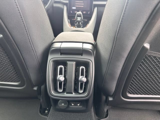 Used 2022 Polestar Polestar 2 w/ Plus Package AWD/4WD image 33