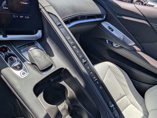 Used 2022 Chevrolet Corvette Stingray Coupe w/ Z51 Performance Package image 23