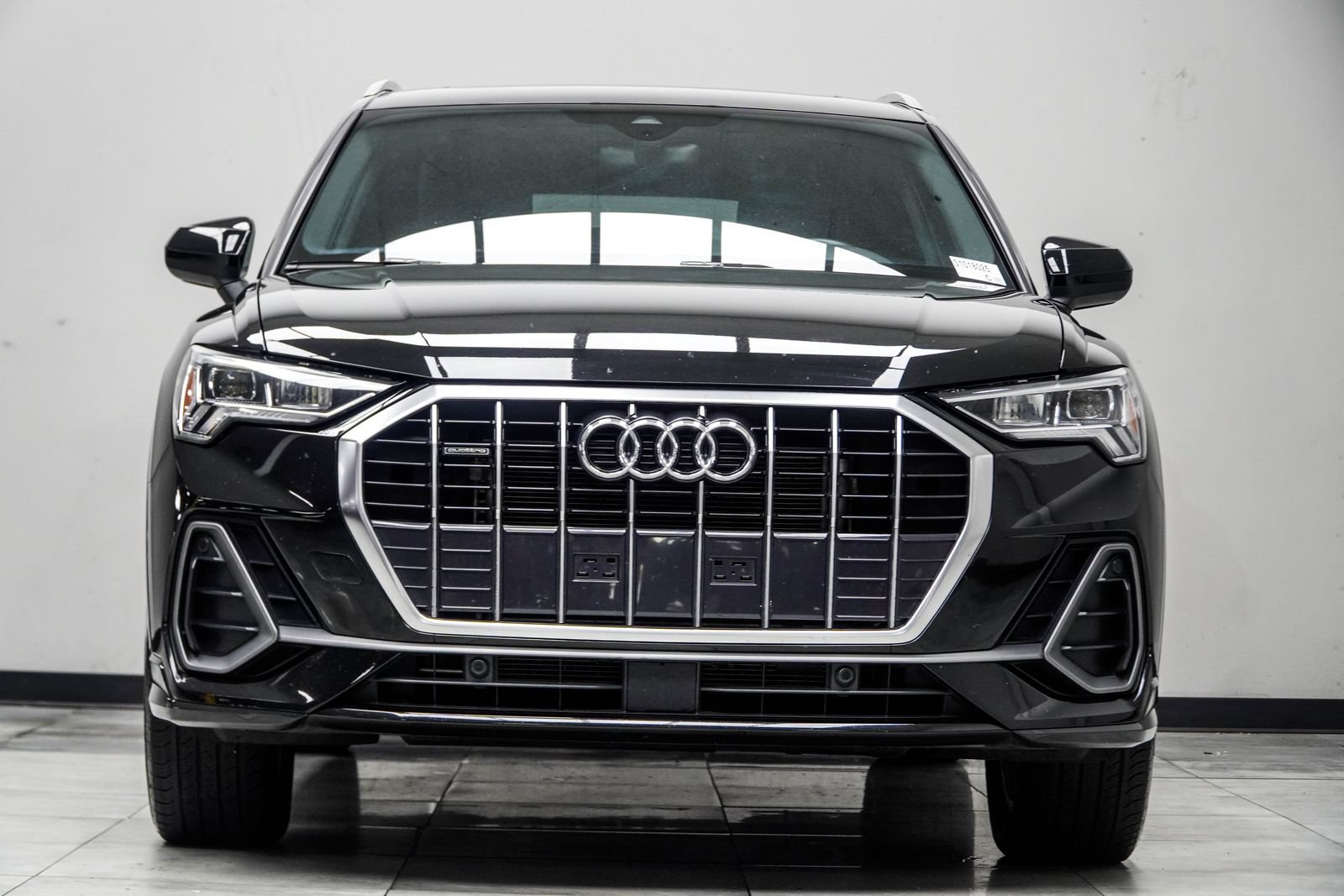 Used 2025 Audi Q3 2.0T Premium AWD/4WD image 9