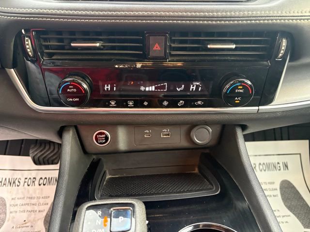 Used 2022 Nissan Rogue SV image 20