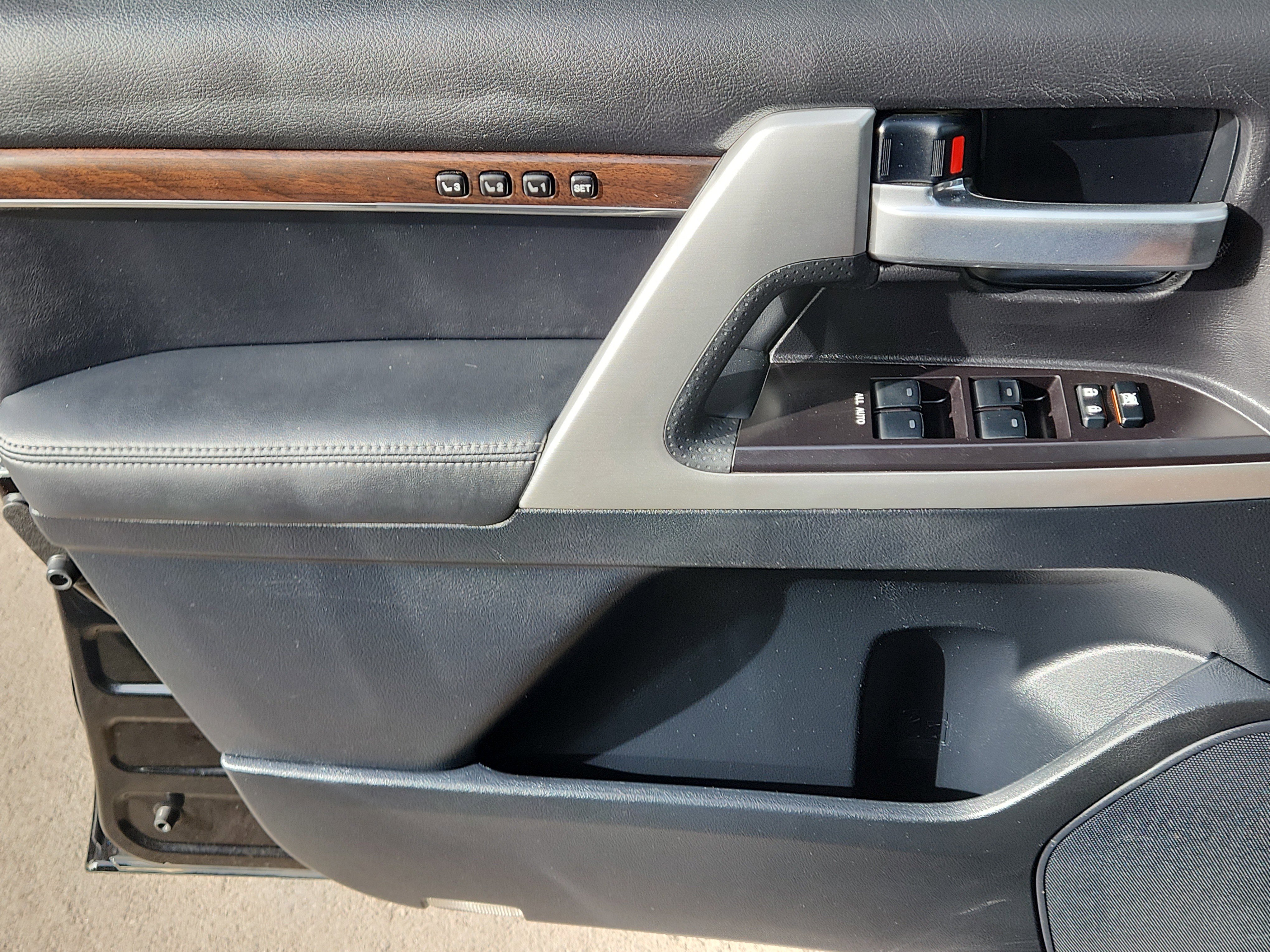 Certified 2019 Toyota Land Cruiser AWD/4WD image 6