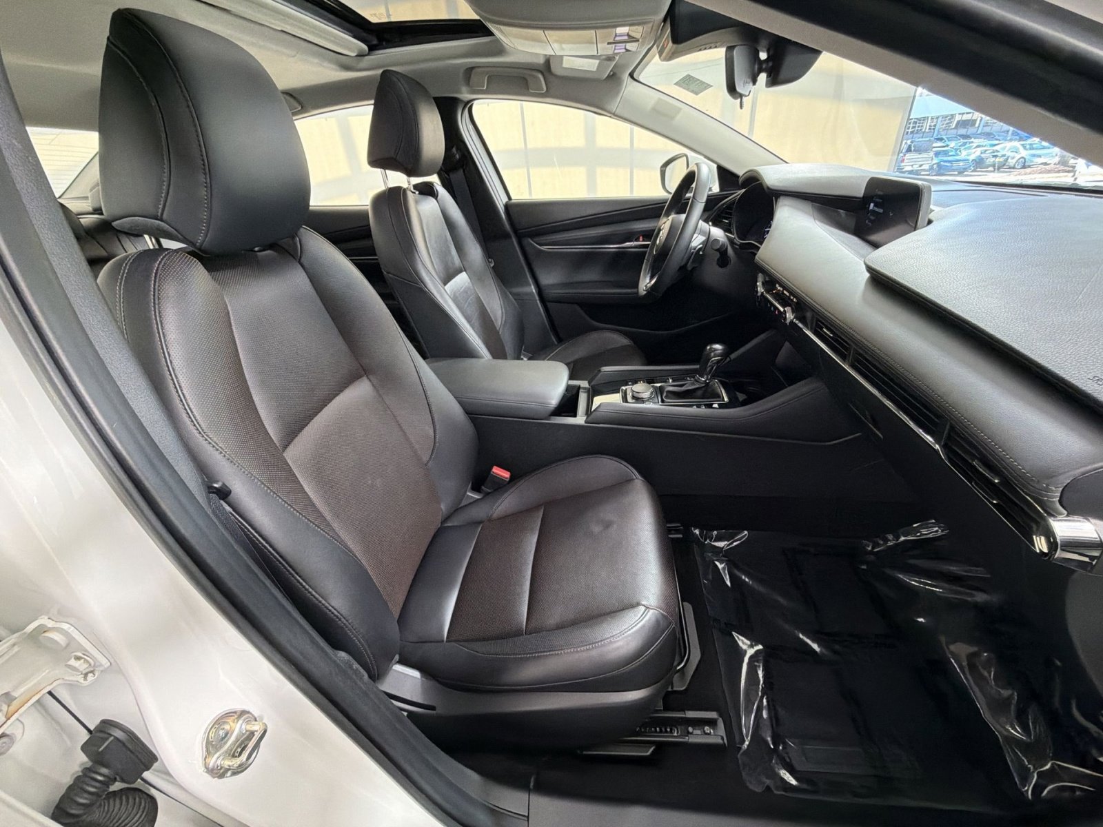 Used 2019 MAZDA MAZDA3 AWD Sedan w/ Premium Package image 27