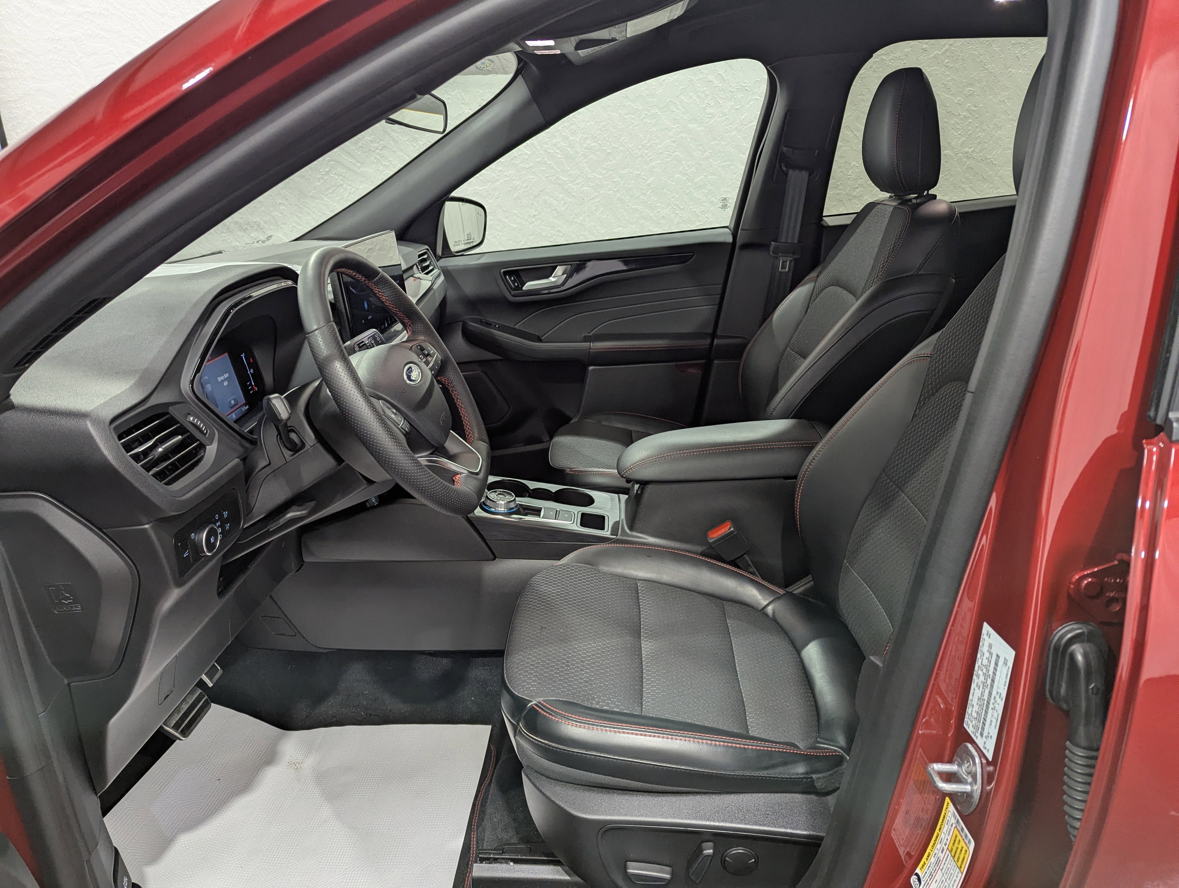 Used 2023 Ford Escape ST-Line Select w/ Tech Pack #1 image 13