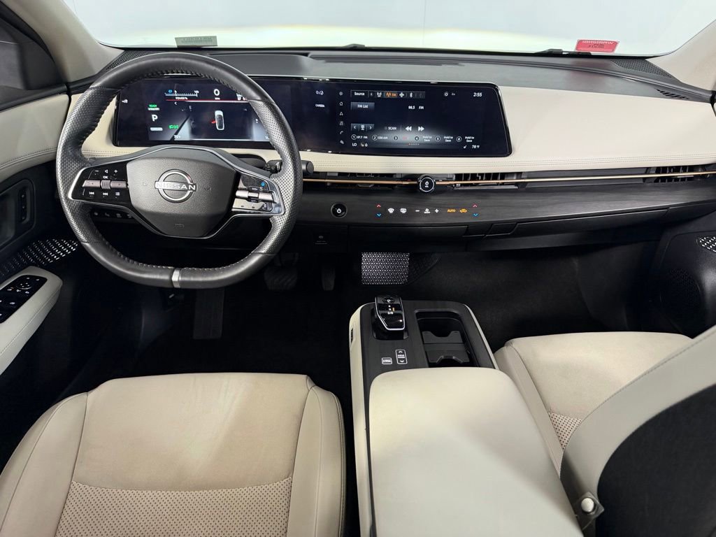 Used 2023 Nissan Ariya AWD image 13